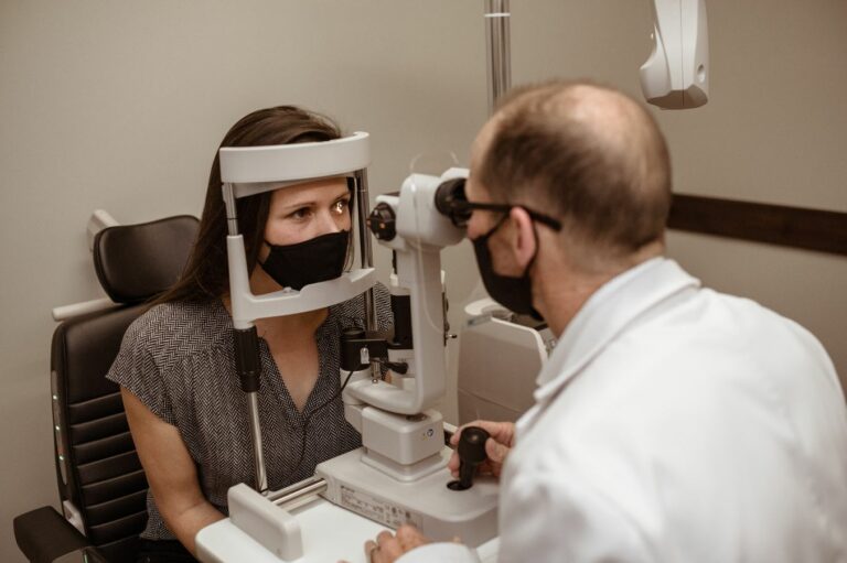 Eye Exams - Lymer Vision